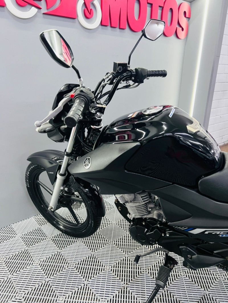 YBR 150 FACTOR ED - 2023 - CAMPO BOM