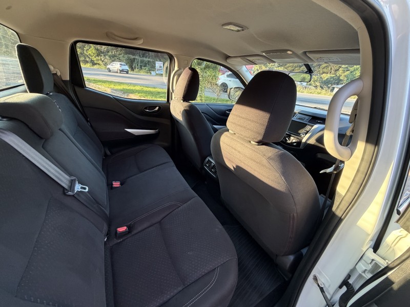 FRONTIER 2.3 ATTACK 4X4 CD BI-TURBO DIESEL 4P AUTOMÁTICO - 2021 - CAXIAS DO SUL