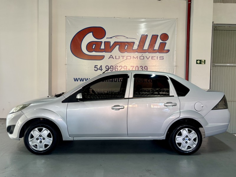 FIESTA 1.6 ROCAM SEDAN 8V FLEX 4P MANUAL - 2013 - CAXIAS DO SUL