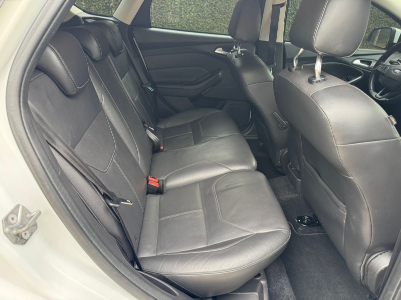 FOCUS 2.0 SE HATCH 16V FLEX 4P AUTO - 2016 - CAXIAS DO SUL