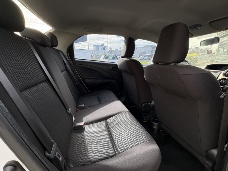 ETIOS 1.5 X SEDAN 16V FLEX 4P MANUAL - 2021 - FARROUPILHA