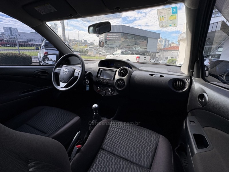 ETIOS 1.5 X SEDAN 16V FLEX 4P MANUAL - 2021 - FARROUPILHA