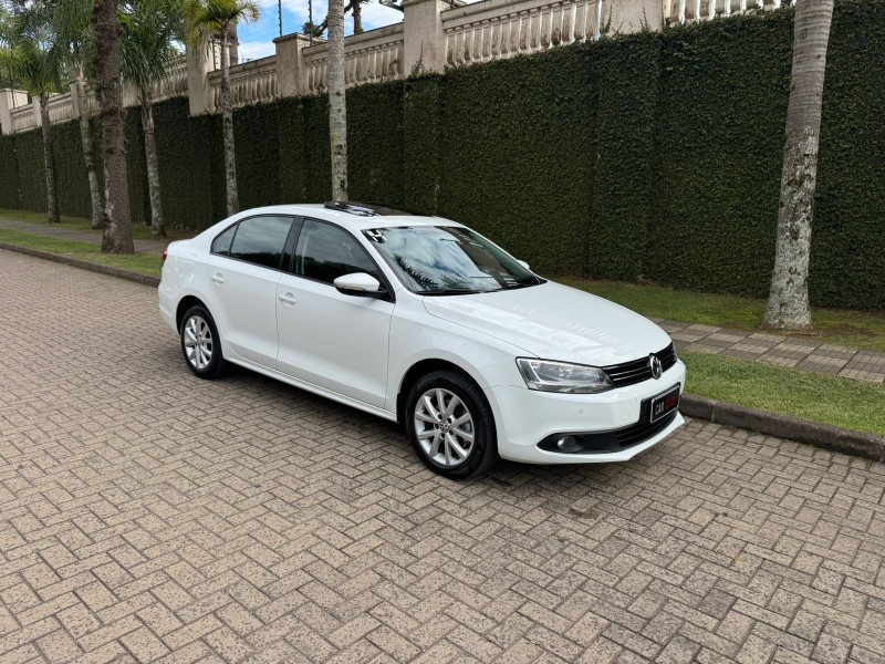 JETTA 2.0 COMFORTLINE FLEX 4P TIPTRONIC - 2014 - CAXIAS DO SUL