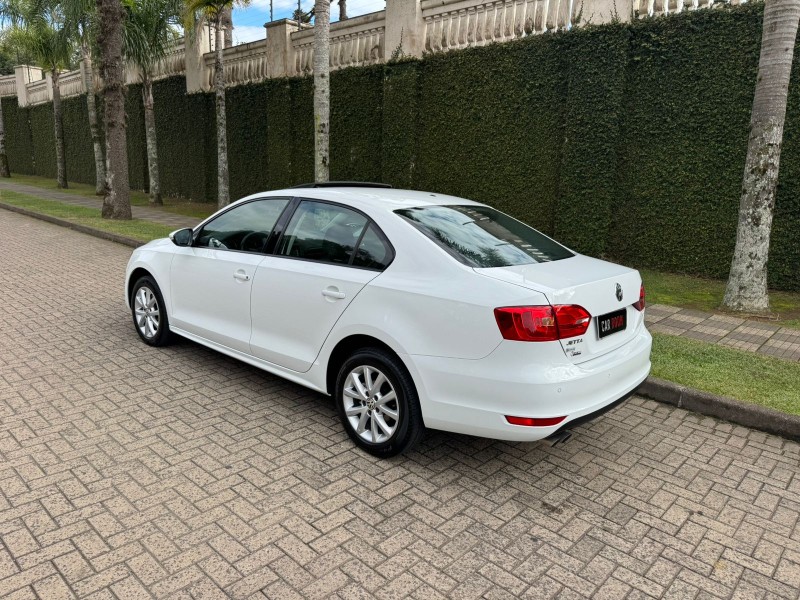 JETTA 2.0 COMFORTLINE FLEX 4P TIPTRONIC - 2014 - CAXIAS DO SUL