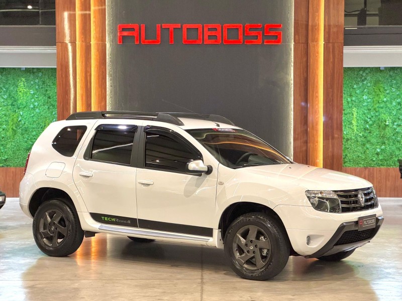 DUSTER 2.0 TECH ROAD 4X2 16V FLEX 4P AUTOMÁTICO - 2015 - NOVO HAMBURGO