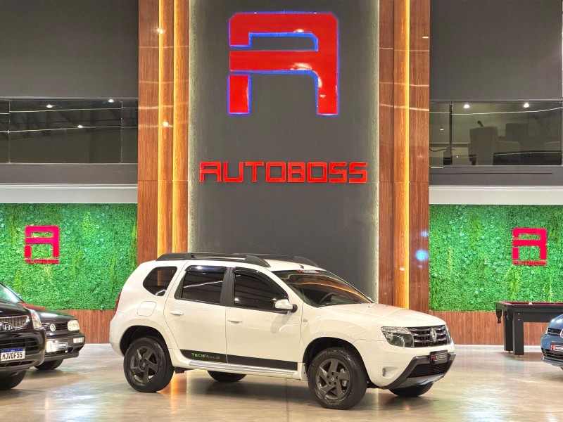 DUSTER 2.0 TECH ROAD 4X2 16V FLEX 4P AUTOMÁTICO