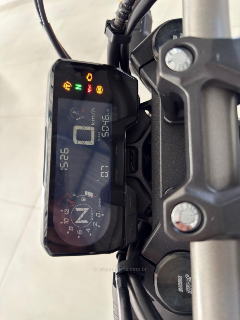 CB 650R E-CLUTCH - 2023 - VACARIA