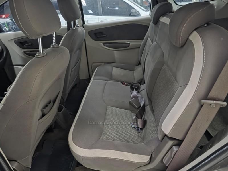 SPIN 1.8 LT 8V FLEX 4P AUTOMÁTICO - 2014 - SAPUCAIA DO SUL