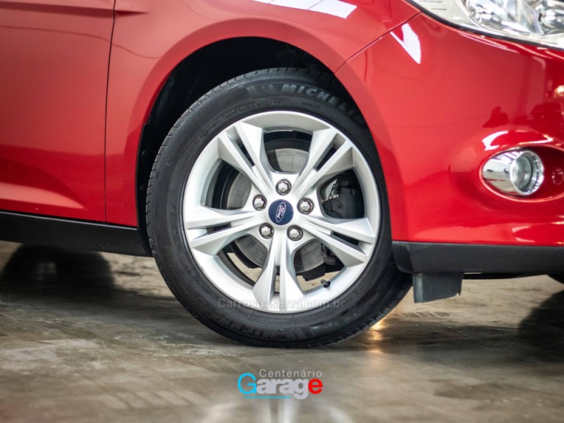 FOCUS 1.6 SE 16V FLEX 4P MANUAL - 2014 - CAXIAS DO SUL