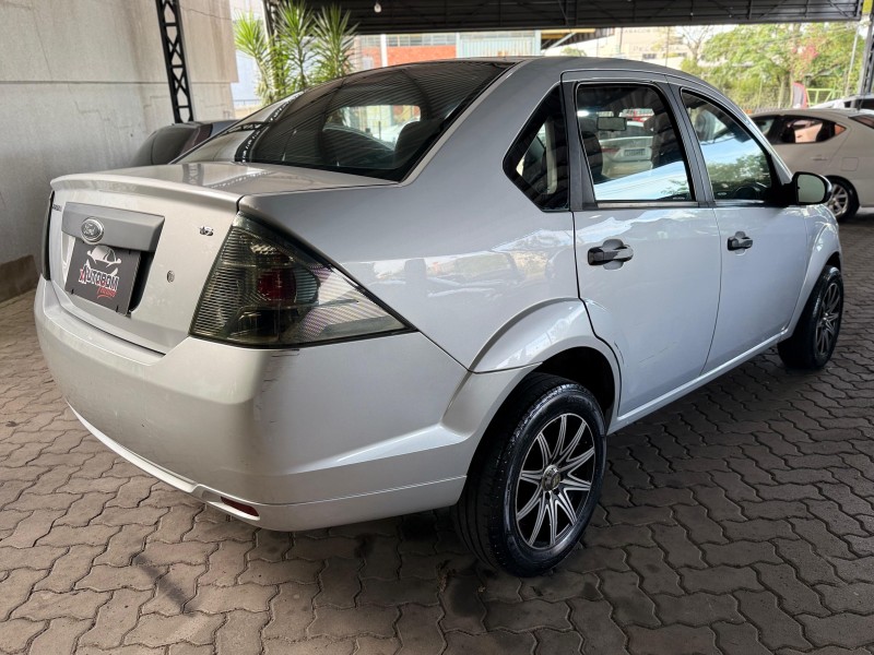 FIESTA 1.6 SE SEDAN 16V FLEX 4P MANUAL - 2011 - CAXIAS DO SUL