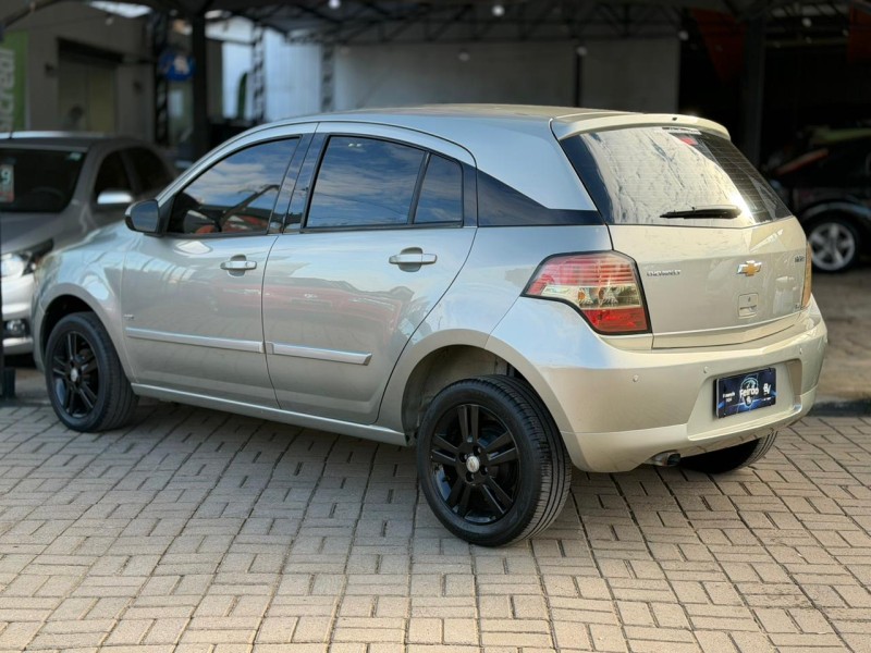 AGILE 1.4 MPFI LTZ 8V FLEX 4P MANUAL - 2010 - LAGOA VERMELHA