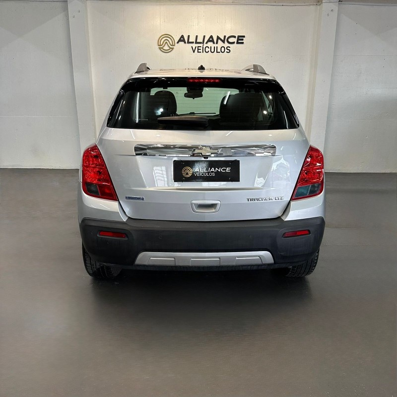 TRACKER 1.8 MPFI LTZ 4X2 16V FLEX 4P AUTOMÁTICO - 2015 - CAXIAS DO SUL