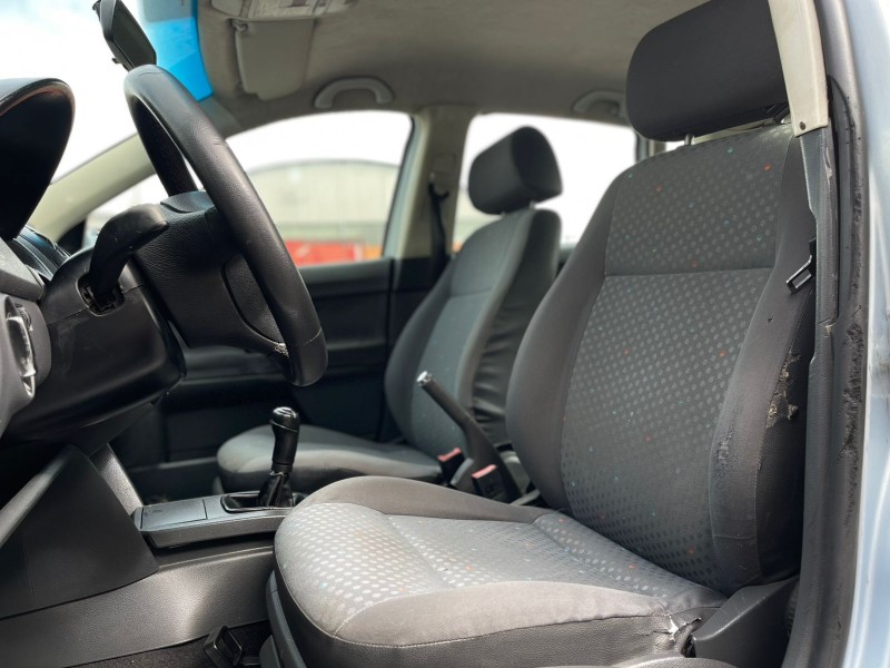 POLO 1.6 MI 8V FLEX 4P MANUAL - 2003 - CAXIAS DO SUL