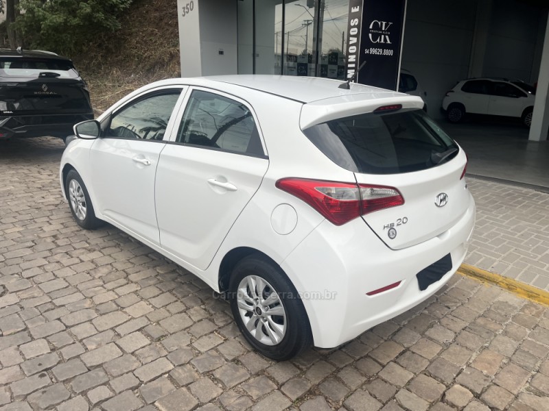 HB20 1.0 COMFORT 12V FLEX 4P MANUAL - 2014 - VERANóPOLIS