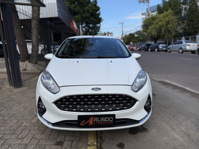 FIESTA 1.6 TITANIUM HATCH 16V FLEX 4P AUTOMÁTICO - 2018 - PAROBé
