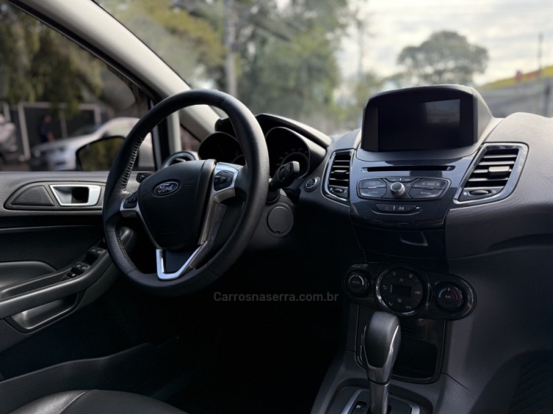 FIESTA 1.6 TITANIUM HATCH 16V FLEX 4P AUTOMÁTICO - 2018 - PAROBé