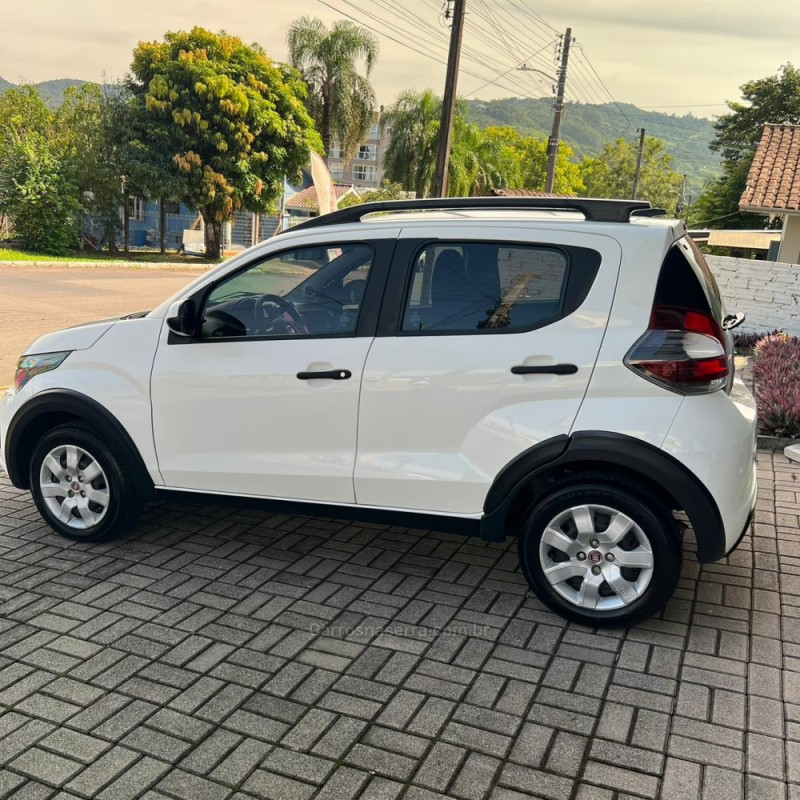 MOBI 1.0 8V EVO FLEX WAY MANUAL - 2018 - FELIZ