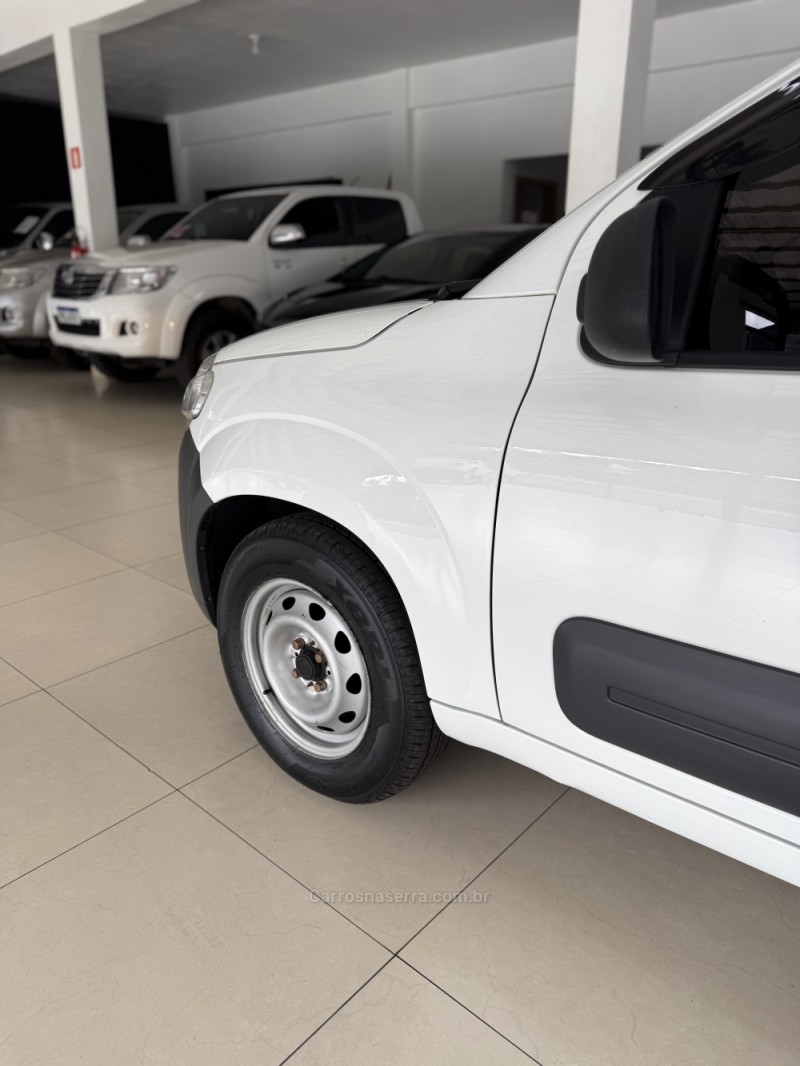 FIORINO 1.4 MPI FURGÃO 8V FLEX 2P MANUAL - 2015 - FARROUPILHA