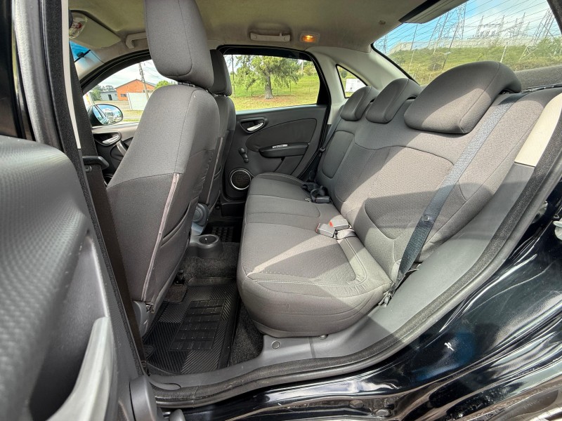 SIENA 1.4 MPI ATTRACTIVE 8V FLEX 4P MANUAL - 2013 - FARROUPILHA