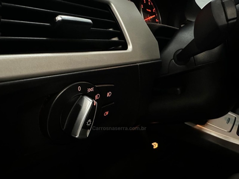 320I 2.0 16V GASOLINA 4P AUTOMÁTICO - 2012 - CAXIAS DO SUL