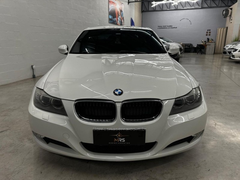 320I 2.0 16V GASOLINA 4P AUTOMÁTICO - 2012 - CAXIAS DO SUL