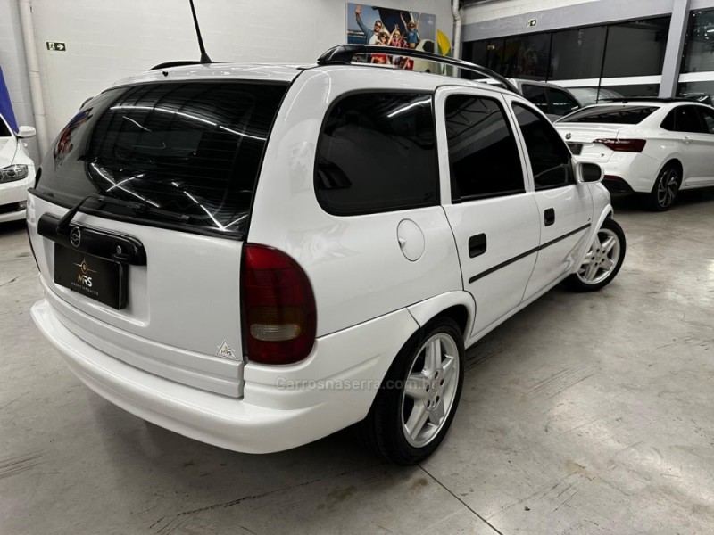 CORSA 1.6 MPFI GLS WAGON 8V GASOLINA 4P MANUAL - 1997 - CAXIAS DO SUL