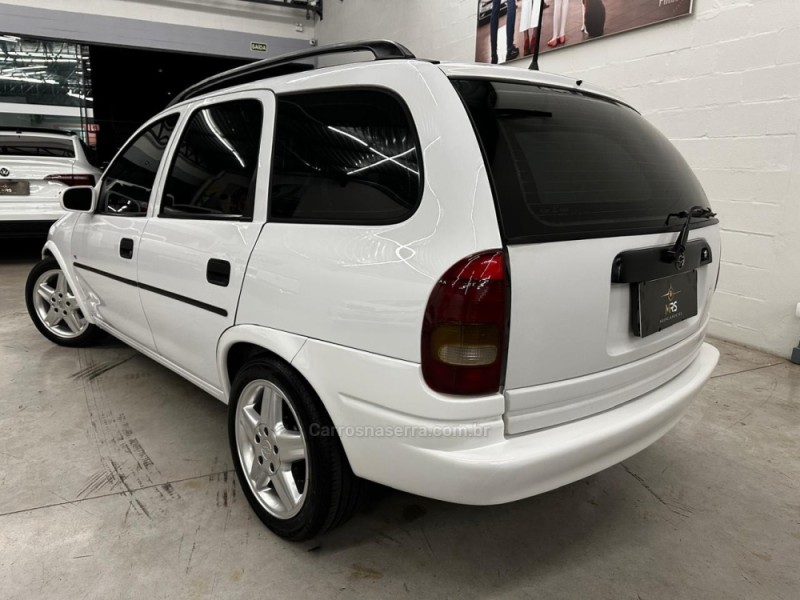 CORSA 1.6 MPFI GLS WAGON 8V GASOLINA 4P MANUAL - 1997 - CAXIAS DO SUL