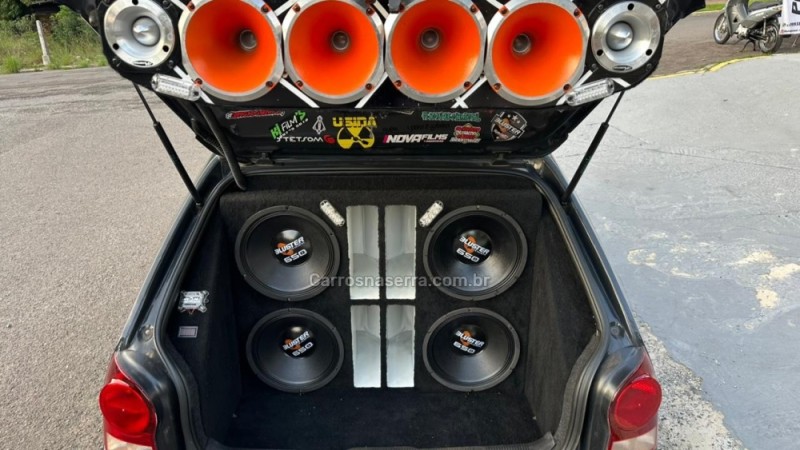 GOL 1.0 I 8V GASOLINA 2P MANUAL - 2011 - NOVO HAMBURGO