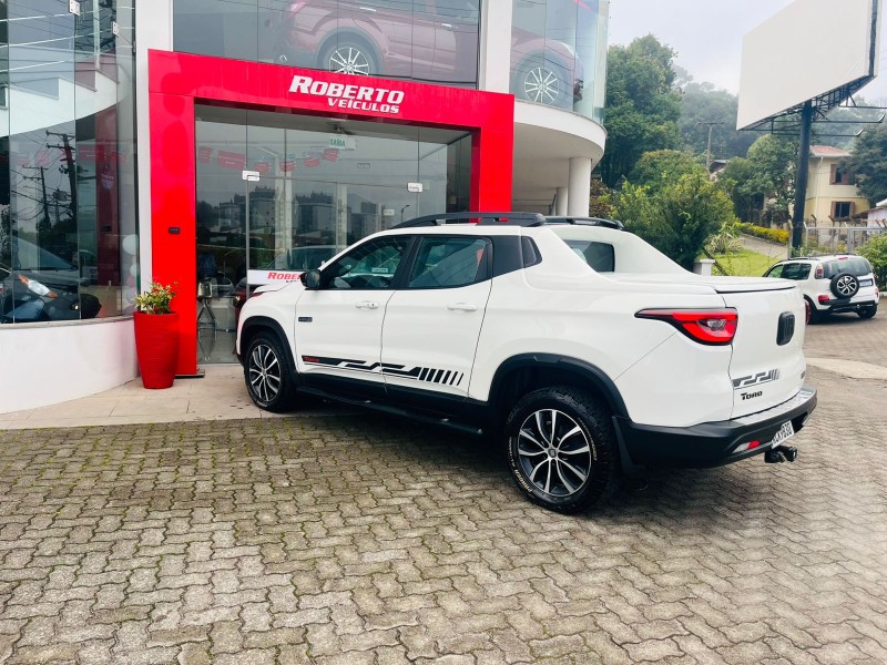 TORO 2.0 16V ULTRA 4X4 AT9 DIESEL 4P AUTOMÁTICO - 2021 - BENTO GONçALVES