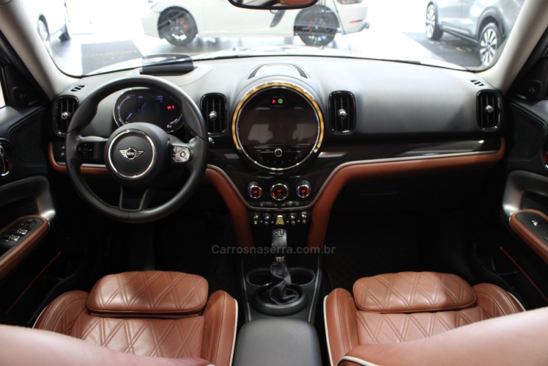 COUNTRYMAN 1.5 S E ALL4 TOP 4X4 224CV TURBO HÍBRIDO 4P AUTOMÁTICO - 2024 - CAXIAS DO SUL