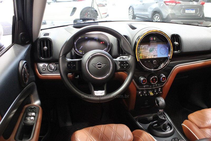 COUNTRYMAN 1.5 S E ALL4 TOP 4X4 224CV TURBO HÍBRIDO 4P AUTOMÁTICO - 2024 - CAXIAS DO SUL