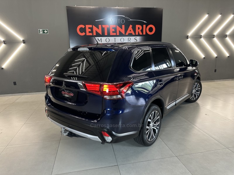 OUTLANDER 2.0 16V GASOLINA 4P AUTOMÁTICO - 2016 - SAPIRANGA