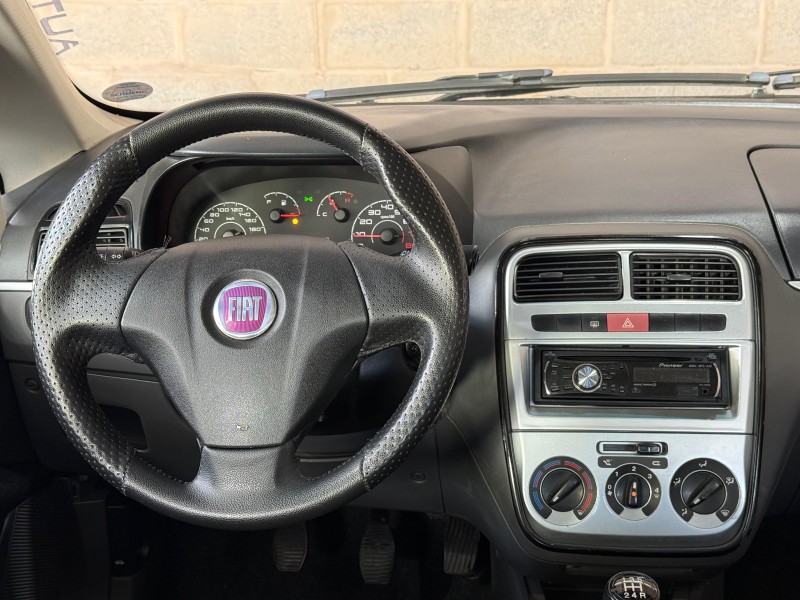 PUNTO 1.4 ATTRACTIVE 8V FLEX 4P MANUAL - 2012 - CAXIAS DO SUL