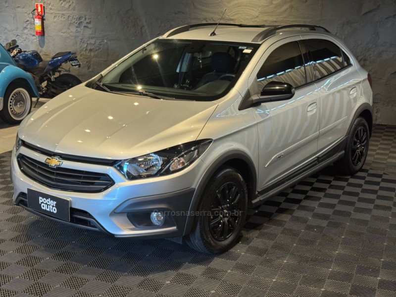 ONIX 1.4 MPFI ACTIV 8V FLEX 4P MANUAL - 2019 - FARROUPILHA