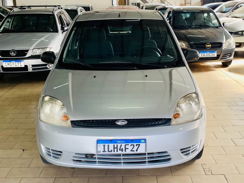FIESTA 1.0 MPI PERSONNALITÉ 8V GASOLINA 4P MANUAL - 2003 - CAXIAS DO SUL
