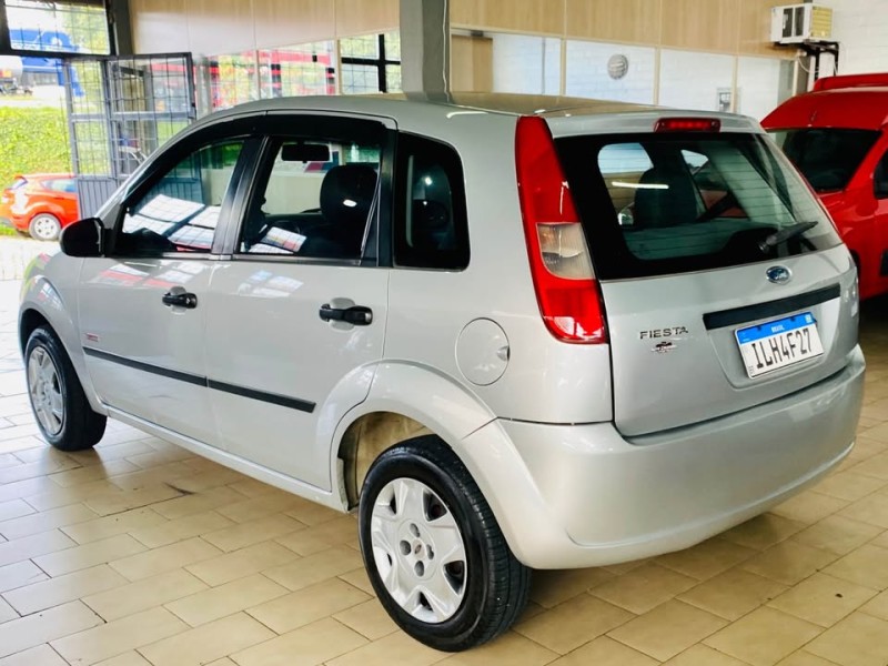 FIESTA 1.0 MPI PERSONNALITÉ 8V GASOLINA 4P MANUAL - 2003 - CAXIAS DO SUL