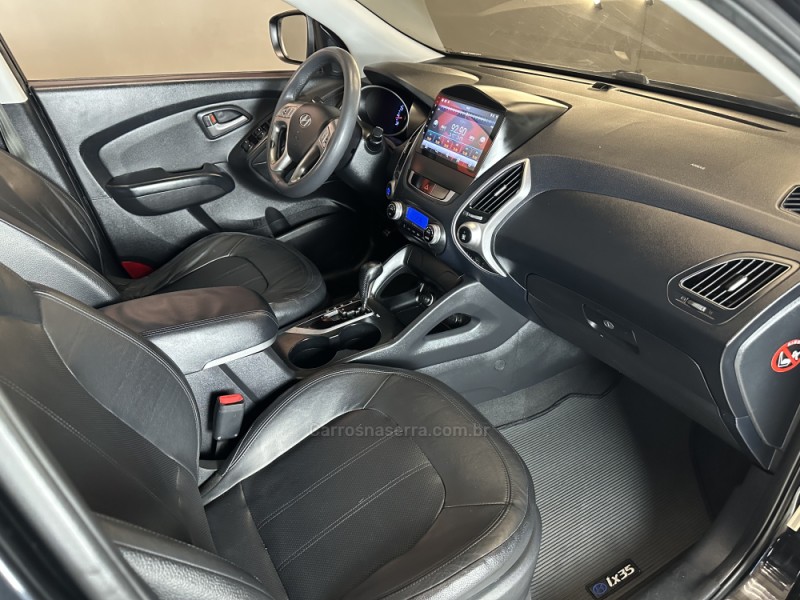 IX35 2.0 MPI 4X2 16V GASOLINA 4P AUTOMÁTICO - 2012 - SAPIRANGA