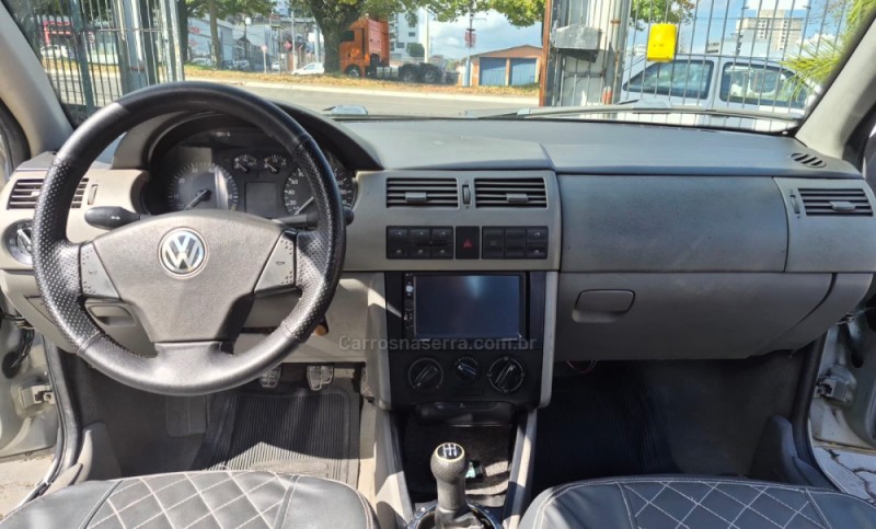 GOL 1.0 MI 8V GASOLINA 4P MANUAL G.III - 2004 - CAXIAS DO SUL