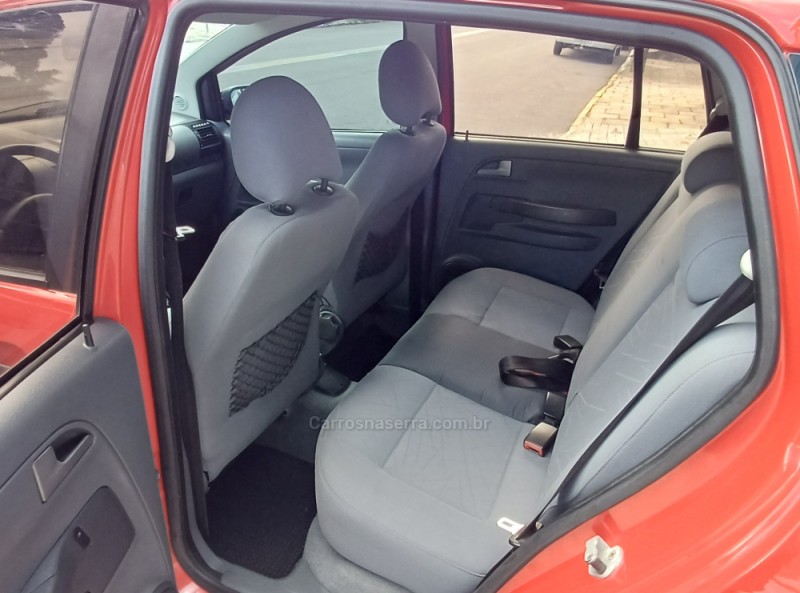 SPACEFOX 1.6 MI 8V FLEX 4P MANUAL - 2010 - FARROUPILHA