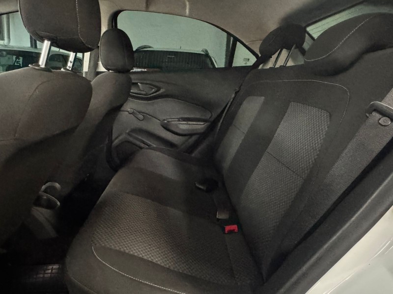 ONIX 1.4 MPFI LT 8V FLEX 4P MANUAL - 2017 - CAXIAS DO SUL