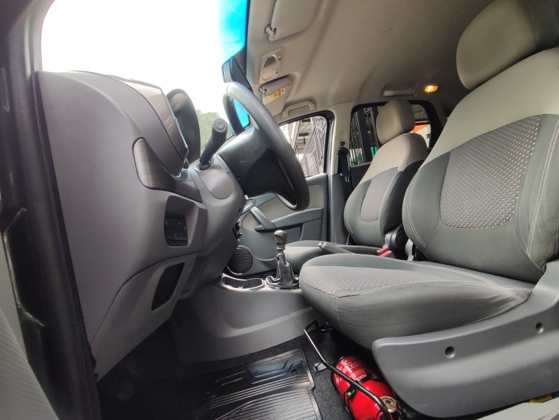 SIENA 1.6 MPI ESSENCE 16V FLEX 4P MANUAL - 2015 - CAXIAS DO SUL