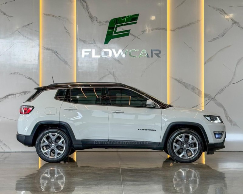 COMPASS 2.0 16V FLEX LIMITED AUTOMÁTICO - 2018 - GARIBALDI