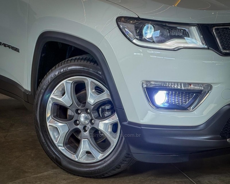 COMPASS 2.0 16V FLEX LIMITED AUTOMÁTICO - 2018 - GARIBALDI