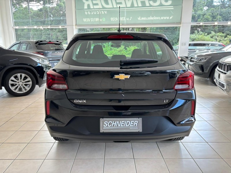 ONIX 1.0 LT 12V FLEX 4P MANUAL - 2021 - NOVA PETRóPOLIS