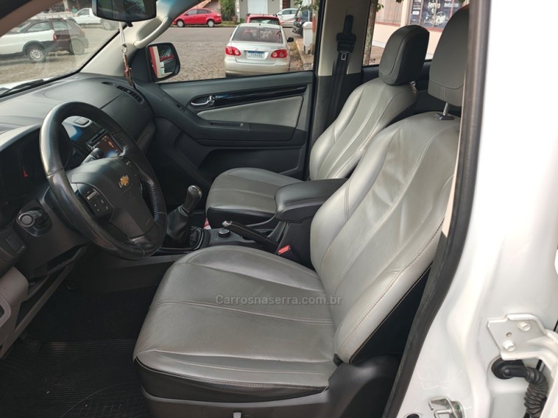 S10 2.5 LTZ 4X4 CD 16V FLEX 4P MANUAL - 2015 - GUAPORé