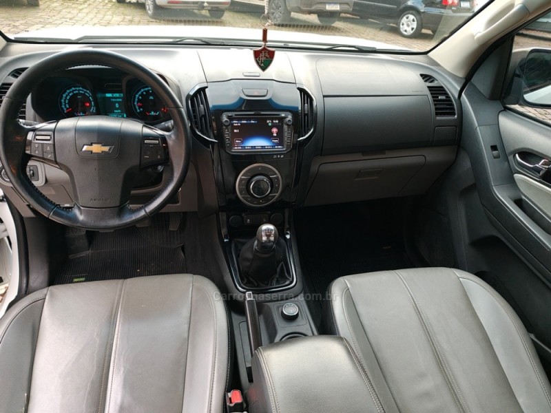 S10 2.5 LTZ 4X4 CD 16V FLEX 4P MANUAL - 2015 - GUAPORé