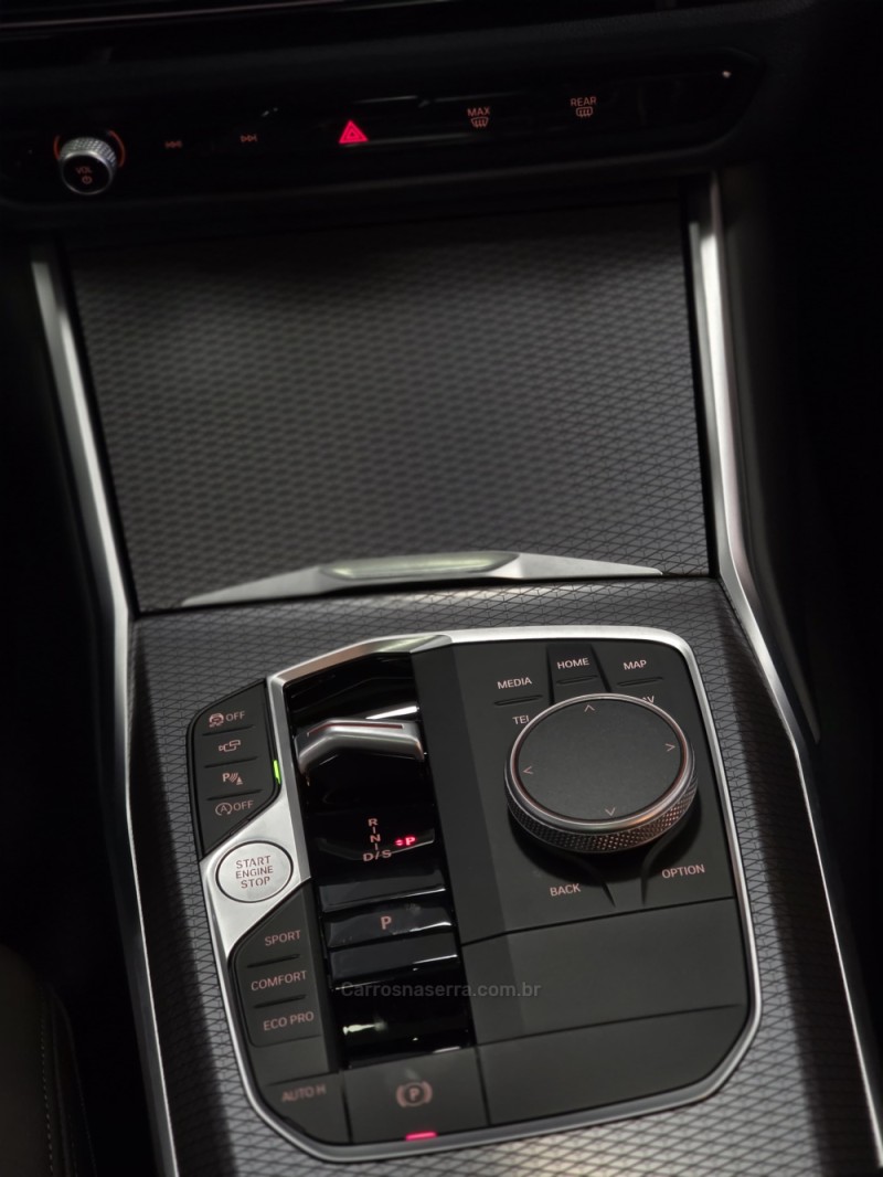 320I 2.0 M SPORT 16V TURBO ACTIVEFLEX 4P AUTOMÁTICO - 2025 - CAXIAS DO SUL