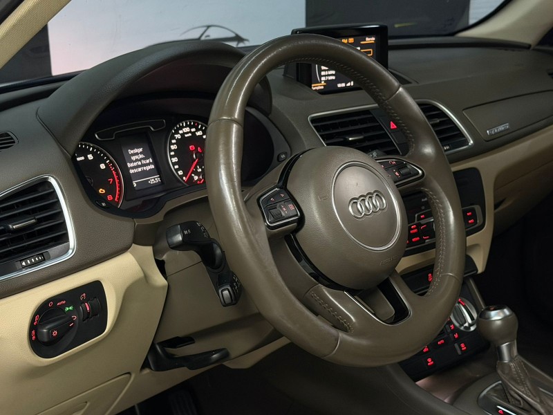 Q3 2.0 TFSI AMBIENTE QUATTRO 4P GASOLINA S TRONIC - 2014 - CAXIAS DO SUL