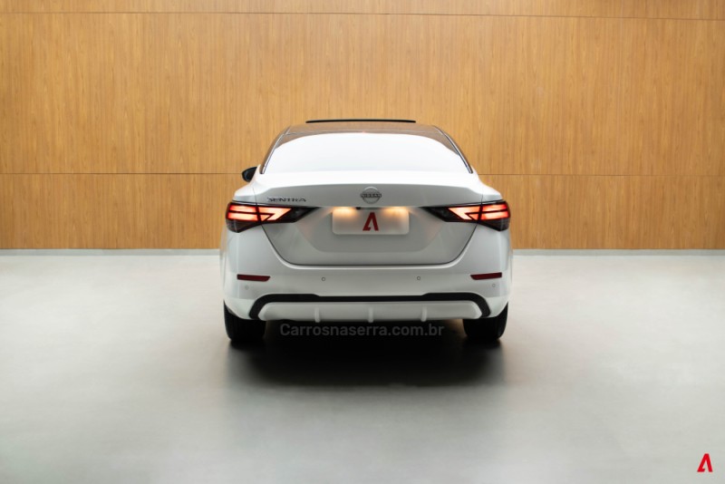 SENTRA 2.0 EXCLUSIVE 16V GASOLINA 4P AUTOMÁTICO - 2025 - GARIBALDI