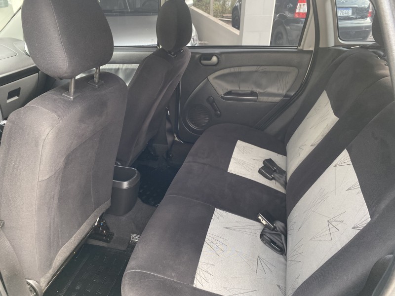 FIESTA 1.0 ROCAM HATCH 8V FLEX 4P MANUAL - 2008 - CARLOS BARBOSA